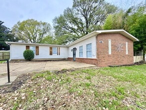 3141 Arrendale St in Memphis, TN - Building Photo - Building Photo