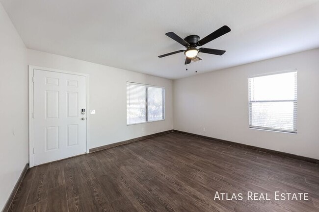 14219 N 150th Ave in Surprise, AZ - Foto de edificio - Building Photo