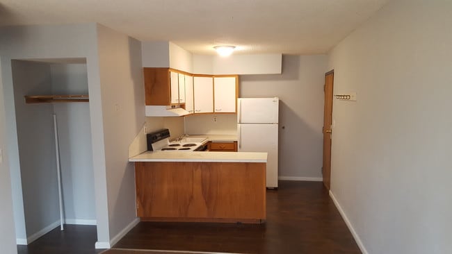 1317 White St in Jackson, MN - Building Photo - Building Photo