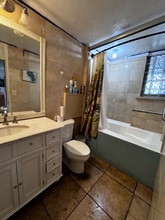 419A Atkinson Dr, Unit Atkinson dr, in Honolulu, HI - Building Photo - Building Photo