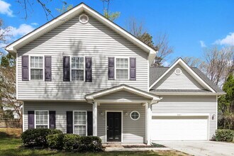 5401 Southminster Ln in Charlotte, NC - Building Photo - Building Photo