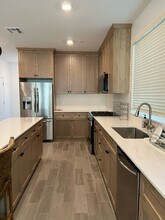 2710 E Tamarind Dr in Fresno, CA - Building Photo - Building Photo