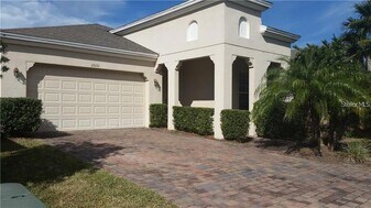 13151 Hatherton Cir in Orlando, FL - Building Photo