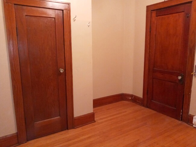 1210 Erie St in Racine, WI - Building Photo - Building Photo