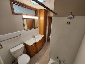 1112 Milton Ave in Janesville, WI - Building Photo - Building Photo