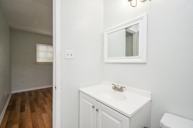 property at 5154 Markwood Ln