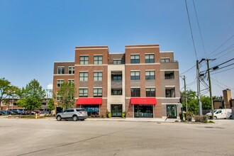 17 Walker Ave-Unit -1 in Clarendon Hills, IL - Foto de edificio - Building Photo