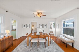 503 NE Jarrett St in Portland, OR - Building Photo - Building Photo