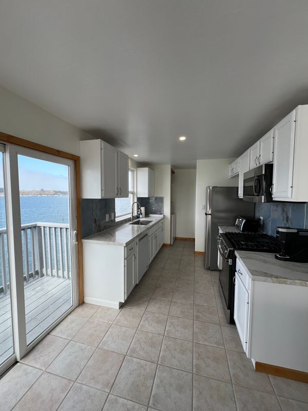 property at 975 CA-1