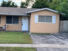 5414 NW 16th Ct-Unit -5414 in Lauderhill, FL - Building Photo - Building Photo