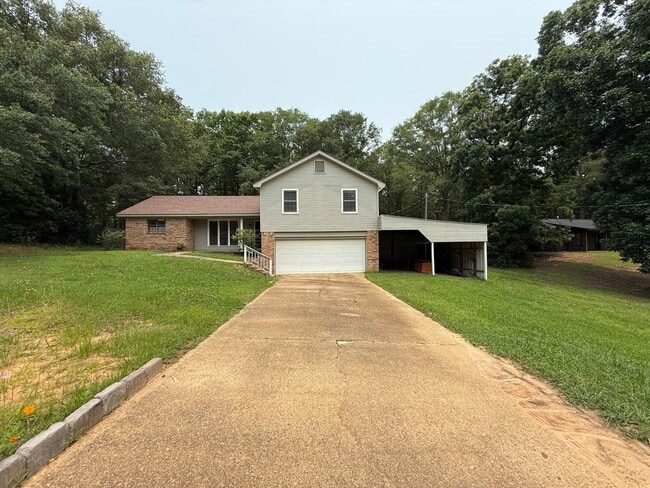 property at 338 Pinewood Dr