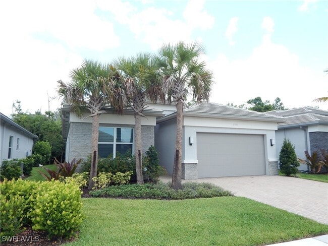 11331 Jacaranda Dr in Naples, FL - Foto de edificio - Building Photo