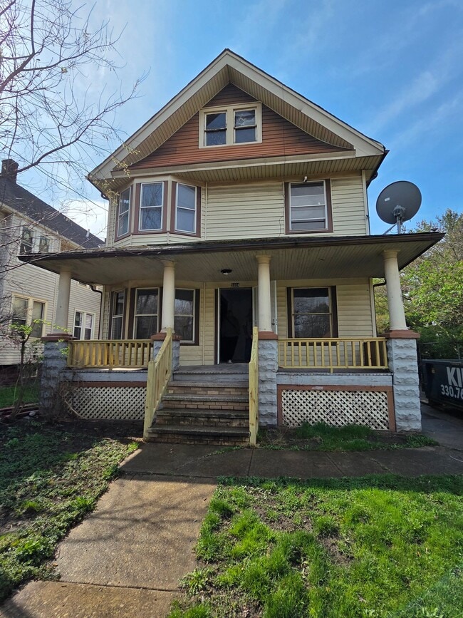 5504 Linton Ave