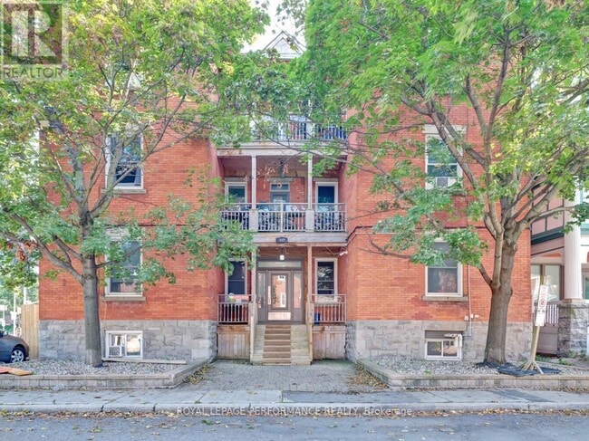 property at 342 Frank St