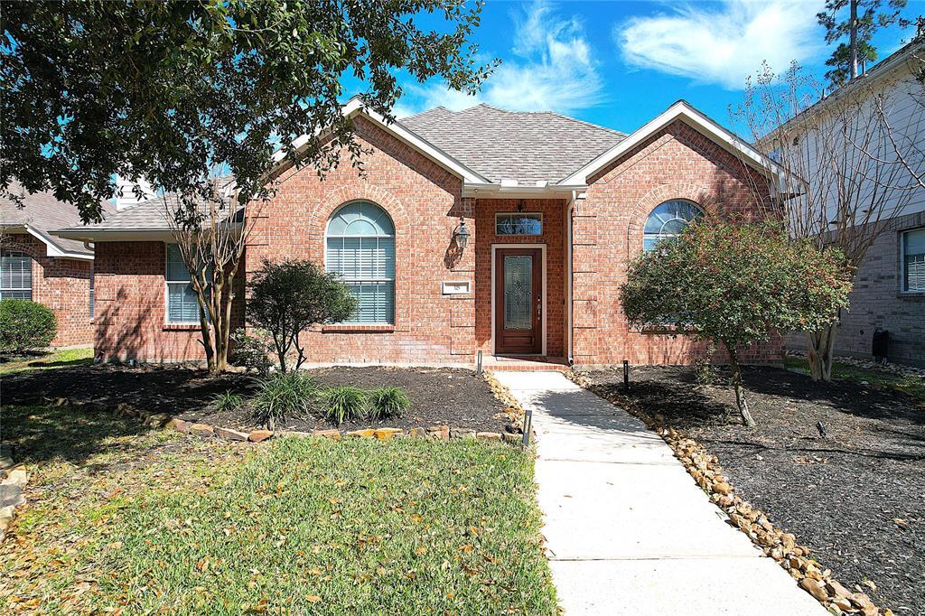 18 Avenswood Pl in The Woodlands, TX - Building Photo