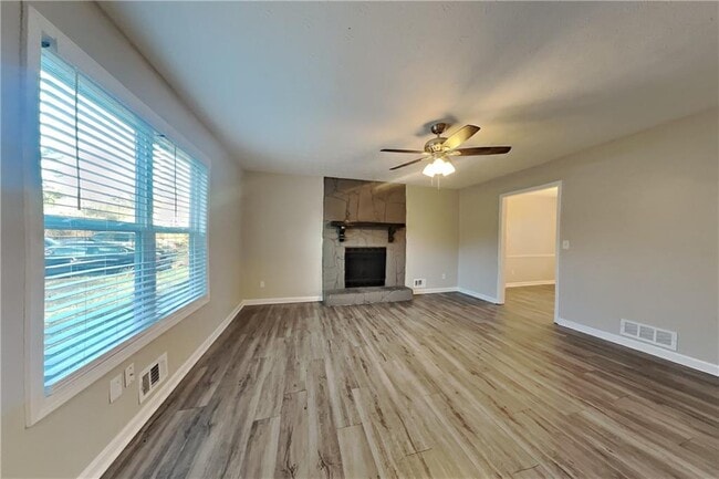 524 Mephisto Cir in Lawrenceville, GA - Building Photo - Building Photo