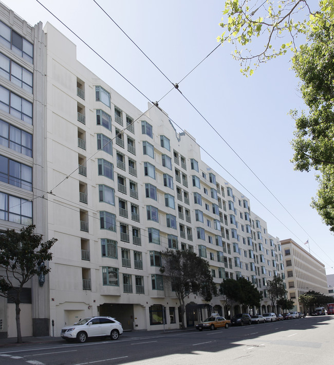 Mendelsohn House in San Francisco, CA - Building Photo - Building Photo