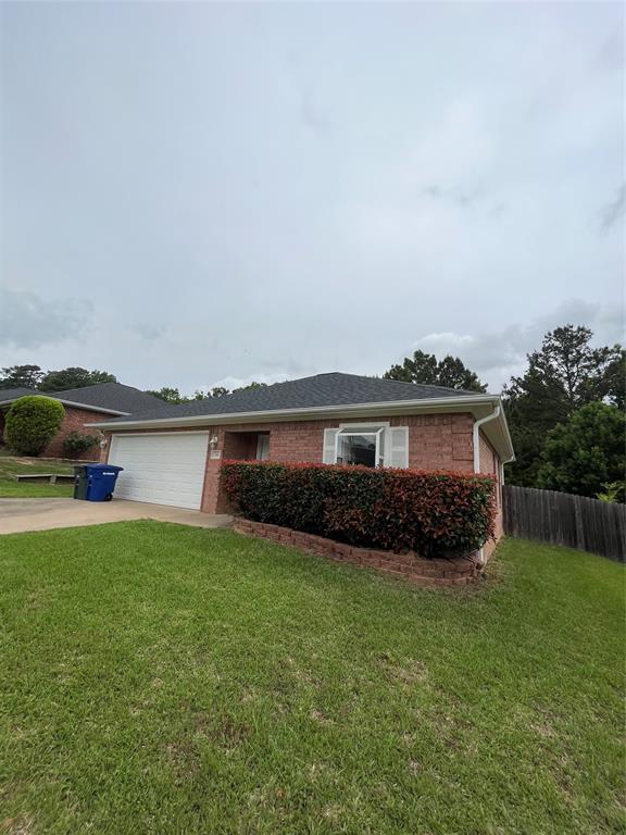 118 Hidden Valley Cir in Huntsville, TX - Foto de edificio - Building Photo