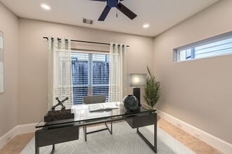 407 N Nagle St in Houston, TX - Building Photo - Building Photo