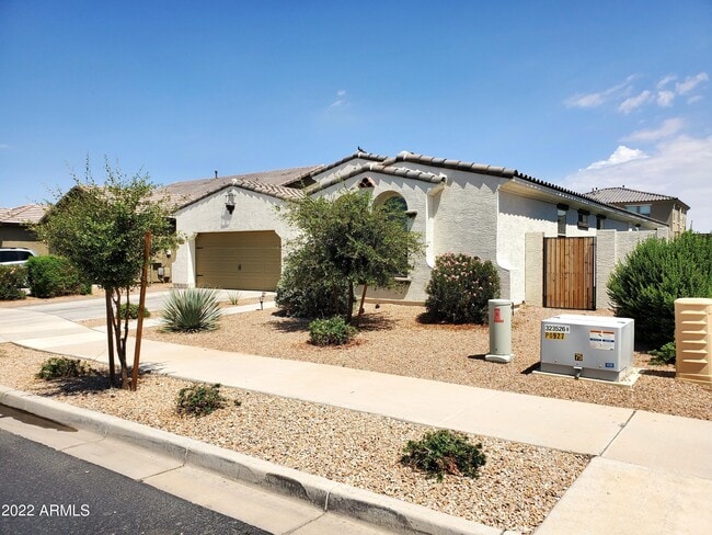 23052 Via Del Oro in Queen Creek, AZ - Building Photo - Building Photo
