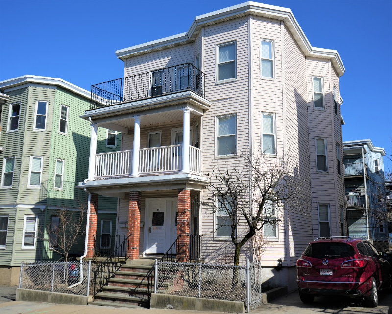 15 New Hampshire Ave, Unit #2 in Somerville, MA - Building Photo