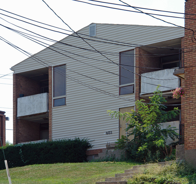 3603 Schwartze Ave in Cincinnati, OH - Foto de edificio - Building Photo