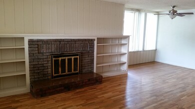 1711 Summitview Ave in Yakima, WA - Building Photo - Building Photo