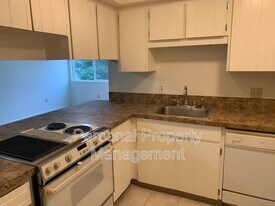 7310 NE 16th Ave in Vancouver, WA - Building Photo