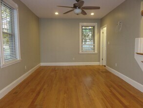 192 Willow St in Waltham, MA - Building Photo - Building Photo