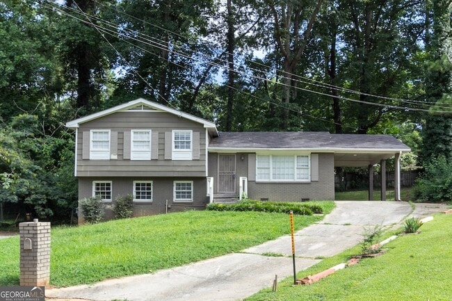 property at 2974 McGlynn Ct