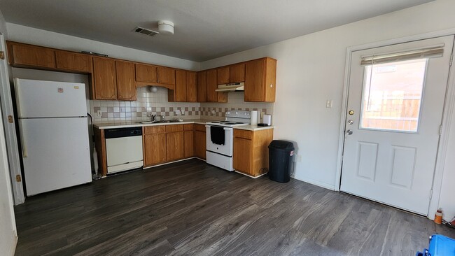 2810 Cantabrian Dr, Unit C in Killeen, TX - Foto de edificio - Building Photo