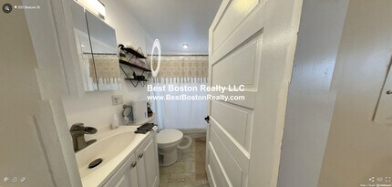 332 Beacon St, Unit 2 in Somerville, MA - Building Photo - Building Photo