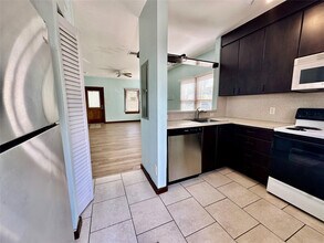11 SW 11th Ave in Fort Lauderdale, FL - Building Photo - Building Photo