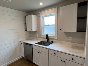209 Roe St in Greer, SC - Building Photo - Building Photo