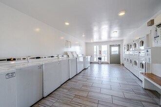 Sono Tempe in Tempe, AZ - Building Photo - Building Photo