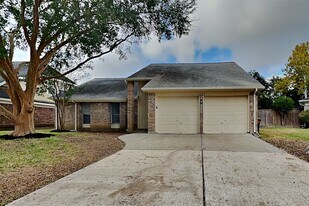2906 Lotus Ln in Pearland, TX - Building Photo