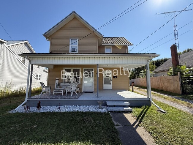 property at 1215 Cottage St