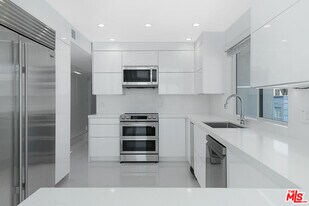 10727 Wilshire Blvd, Unit 2003 in Los Angeles, CA - Building Photo