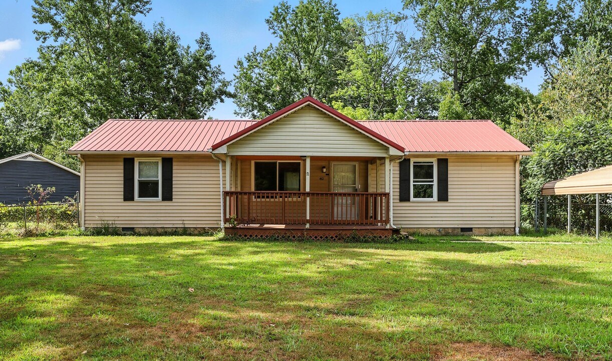 412 Buckeye Ln in Clarksville, TN - Building Photo