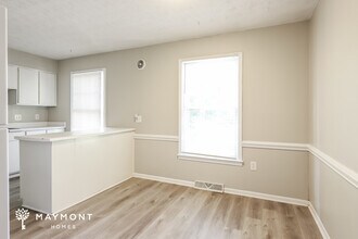 106 Frankfort Ct in Simpsonville, SC - Foto de edificio - Building Photo