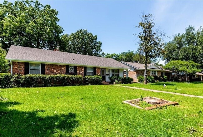 property at 1840 Baxley Dr