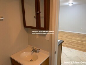 767 Truman Hwy, Unit 1 in Boston, MA - Building Photo - Building Photo