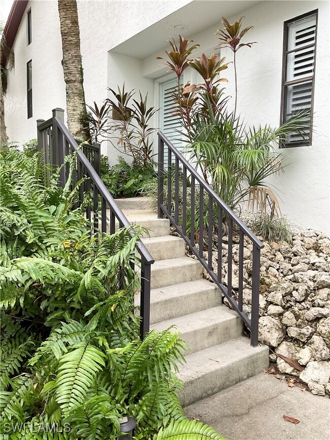 property at 964 8th Ave S