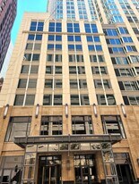 57 E Delaware Pl, Unit 1304 in Chicago, IL - Building Photo