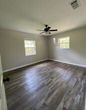301 Hickory St in Springfield, GA - Building Photo - Building Photo