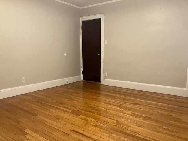 93 Hillside Rd, Unit 2 in Watertown, MA - Building Photo - Building Photo