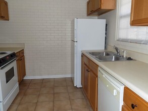 2129 Corinne St in Tallahassee, FL - Building Photo - Building Photo