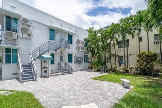 7936 Harding Ave in Miami Beach, FL - Building Photo - Building Photo