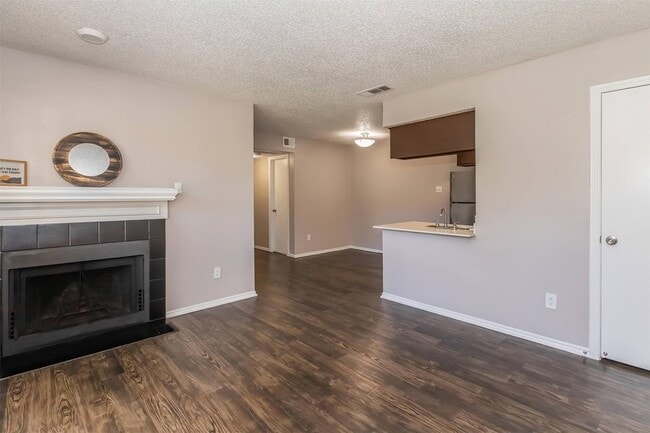 8301 Boat Club Rd, Unit 1117 in Fort Worth, TX - Building Photo - Building Photo