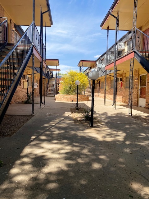 Melrose Park Apartments I in Lubbock, TX - Building Photo - Building Photo